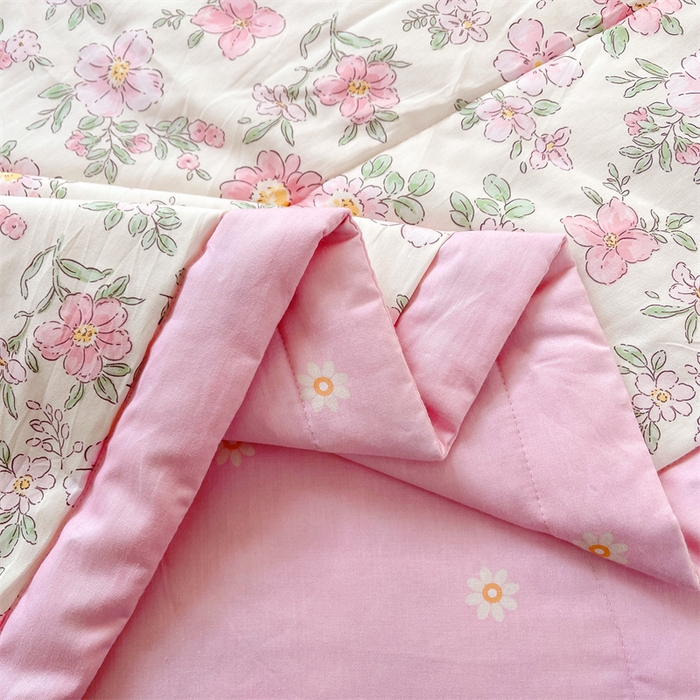 91家纺网 家纺一手货源 找家纺 小石头家纺 2025新款A类小清新纯棉印花夏被 粉黛佳人