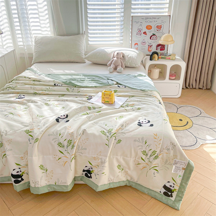 91家纺网 家纺一手货源 找家纺 小石头家纺 2025新款A类小清新纯棉印花夏被 可爱熊猫