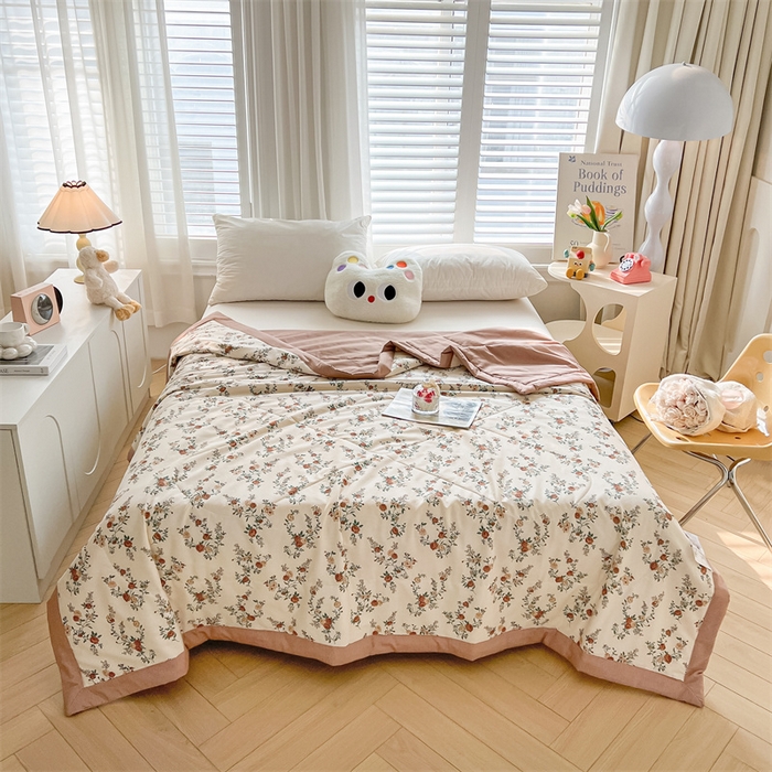 91家纺网 家纺一手货源 找家纺 小石头家纺 2025新款A类小清新纯棉印花夏被 花涧艺-咖