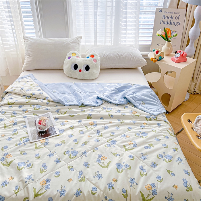 91家纺网 家纺一手货源 找家纺 小石头家纺 2025新款A类小清新纯棉印花夏被 简雅芬芳-米