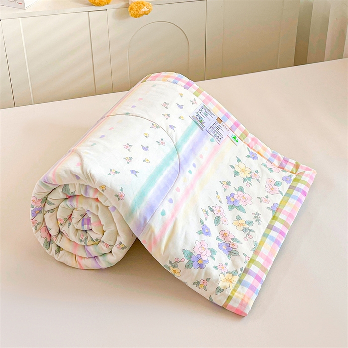 91家纺网 家纺一手货源 找家纺 小石头家纺 2025新款A类小清新纯棉印花夏被 梦入芬芳