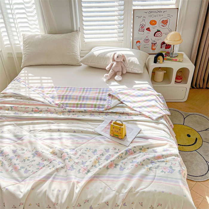 91家纺网 家纺一手货源 找家纺 小石头家纺 2025新款A类小清新纯棉印花夏被 梦入芬芳