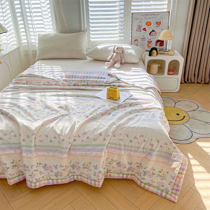 91家纺网 家纺一手货源 找家纺 小石头家纺 2025新款A类小清新纯棉印花夏被 梦入芬芳