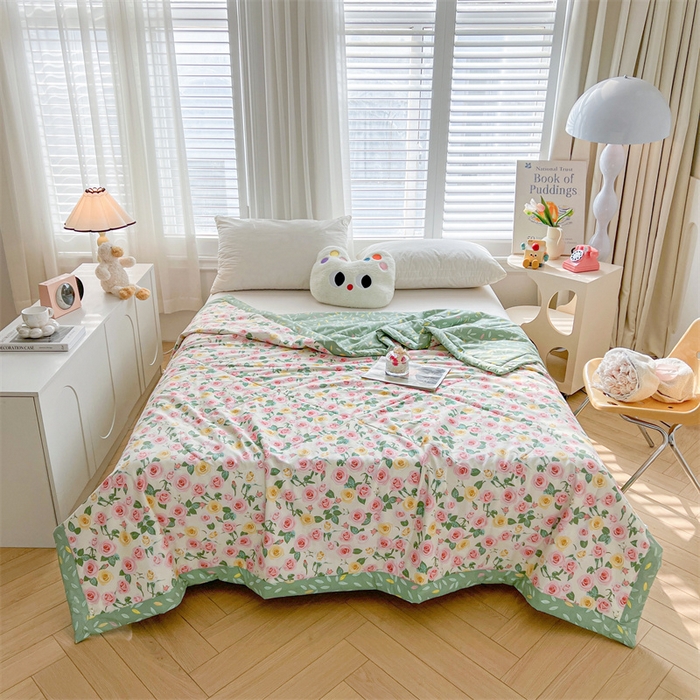 91家纺网 家纺一手货源 找家纺 小石头家纺 2025新款A类小清新纯棉印花夏被 阳光花语