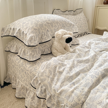 91家纺网 家纺一手货源 找家纺 2025新款云感双层纱夏被四件套-床盖款 人间草木