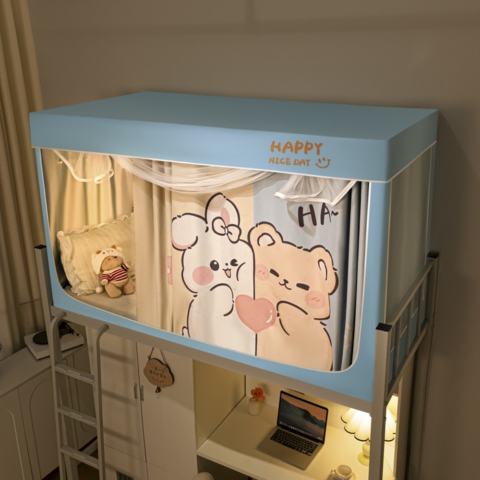 91家纺网 家纺一手货源 找家纺 觅妮家纺 2025新款99%强遮光涂银涂层大版数码印花宿舍学生床帘蚊帐 恋爱季节