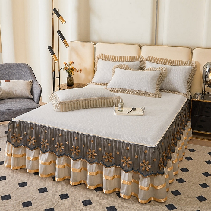 91家纺网 家纺一手货源 找家纺 情恒家纺   2025新款提花PE海洋丝可脱卸床裙席三件套 阡陌 奶咖