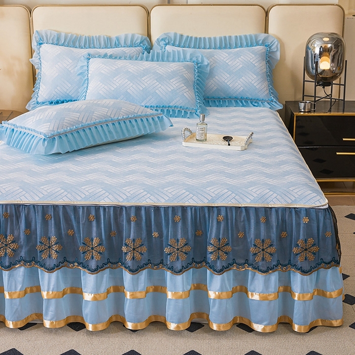 91家纺网 家纺一手货源 找家纺 情恒家纺   2025新款提花PE海洋丝可脱卸床裙席三件套 城市剪影 清新蓝