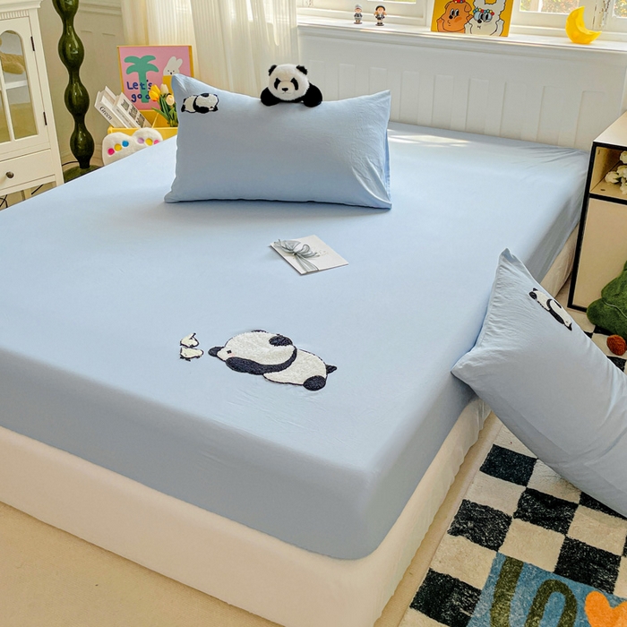 91家纺网 家纺一手货源 找家纺 海岛哥哥 2025春夏新款卡通毛巾绣床笠 顽皮熊猫-蓝