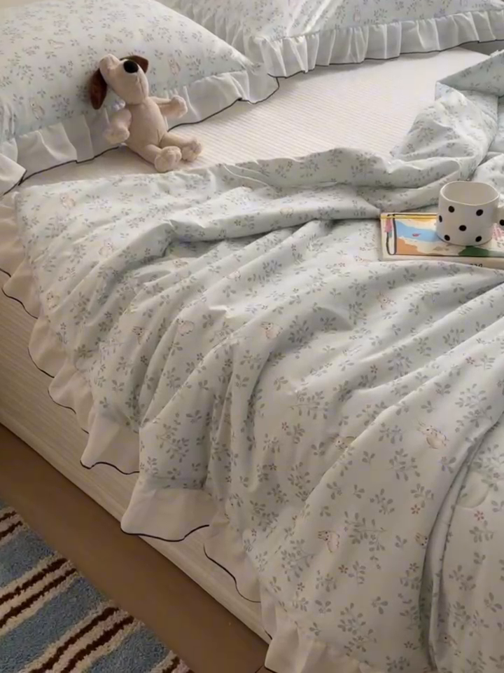 91家纺网 家纺一手货源 找家纺 九花鹿 2025新款凉感提花夏被 花丛兔