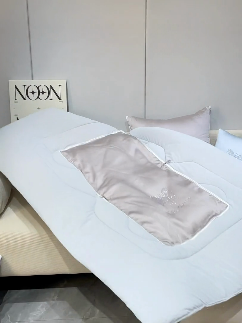 91家纺网 家纺一手货源 找家纺 2025新款天丝蝴蝶凉感抱枕被 组合图