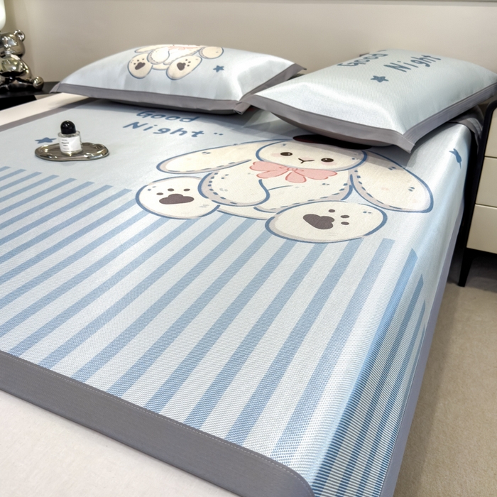 91家纺网 家纺一手货源 找家纺 倾慕  2025新款数码大版时尚卡通风冰藤席 大耳兔