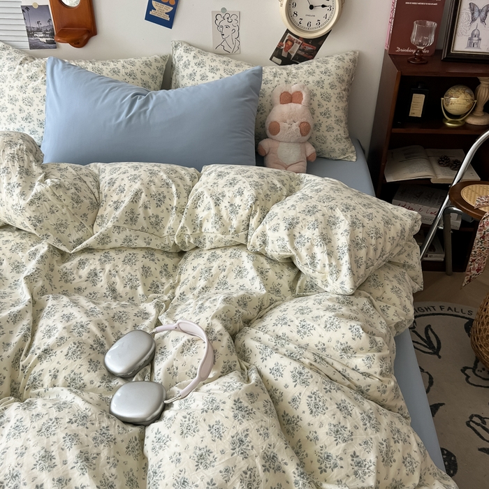 91家纺网 家纺一手货源 找家纺 罗亿家纺 罗亿家纺 2025新款软绵绵的双拼印花小清新云朵皱皱水洗棉四件套（含买家秀） 春日与玫瑰