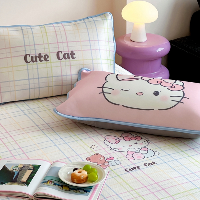 91家纺网 家纺一手货源 找家纺 如一2025A类ins大版数码卡通印花冰丝凉感席 领结猫-床笠