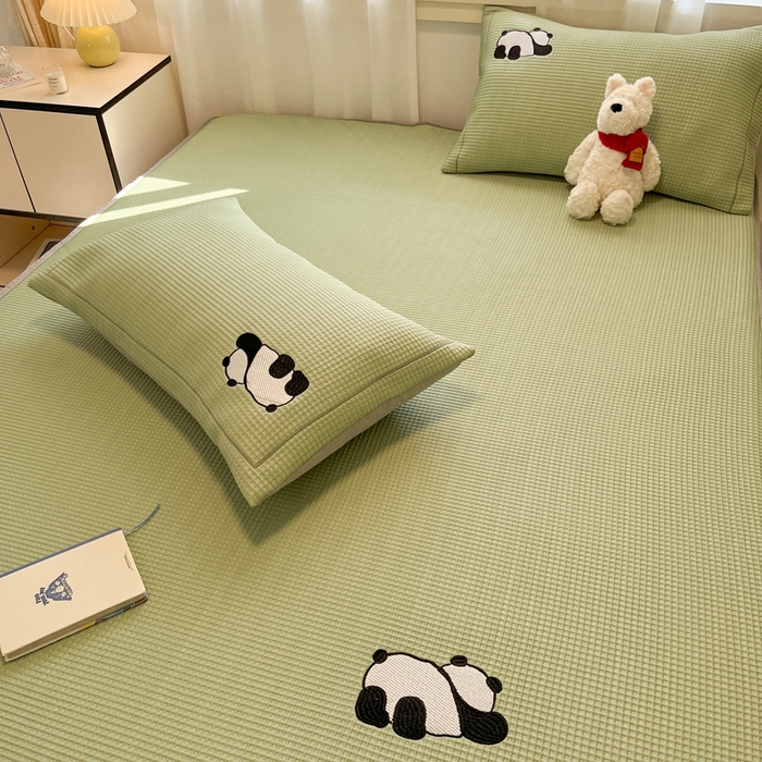 91家纺网 家纺一手货源 找家纺 雅居纺家纺 2025新款A类加厚三明治底华夫格绣花凉感席 床笠款-爬爬熊猫