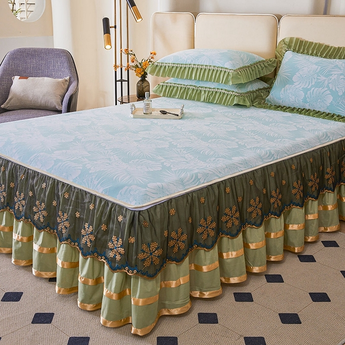 91家纺网 家纺一手货源 找家纺 情恒家纺   2025新款提花PE海洋丝可脱卸床裙席三件套 生如夏花 清新蓝