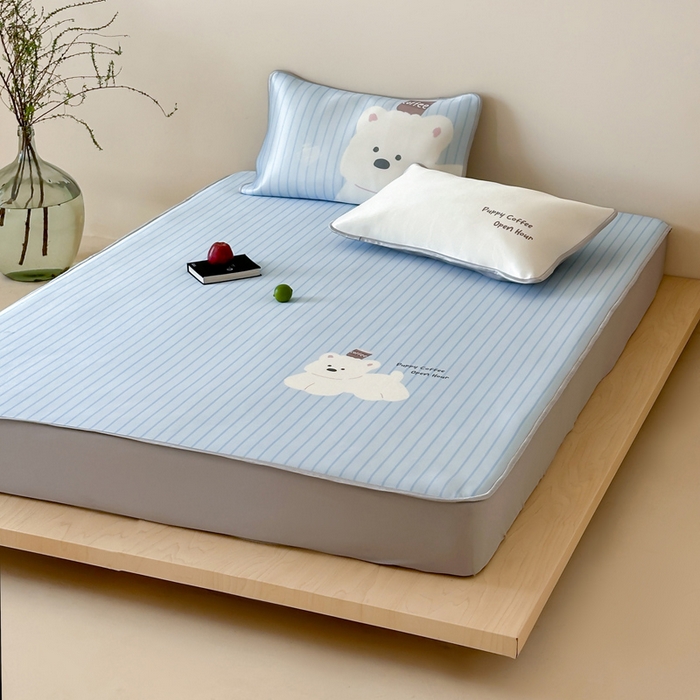 91家纺网 家纺一手货源 找家纺 如一2025A类ins大版数码卡通印花冰丝凉感席 咖啡狗-床笠-床笠