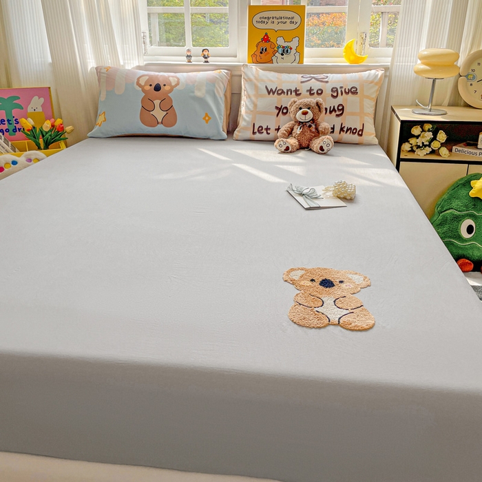 91家纺网 家纺一手货源 找家纺 海岛哥哥 2025春夏新款大版枕套毛巾绣床笠 大版佛系考拉