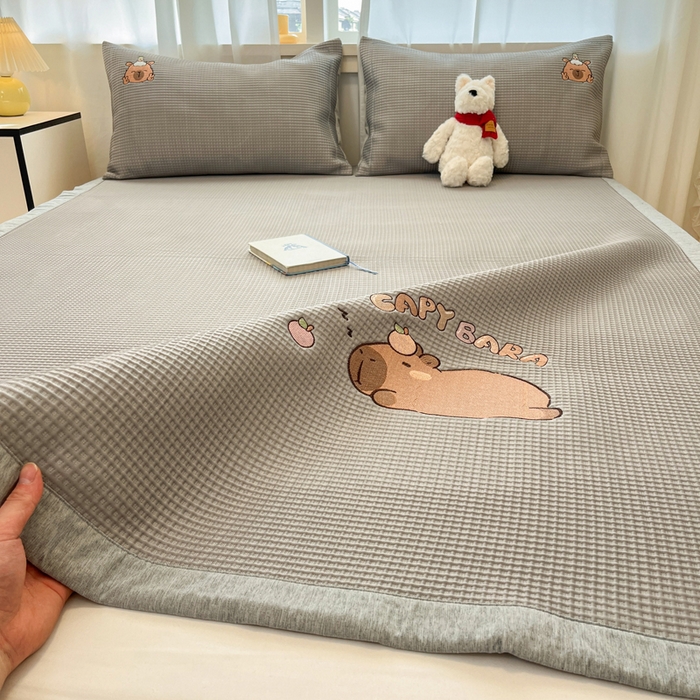 91家纺网 家纺一手货源 找家纺 （总）雅居纺家纺 2025新款A类加厚三明治底华夫格绣花凉感席