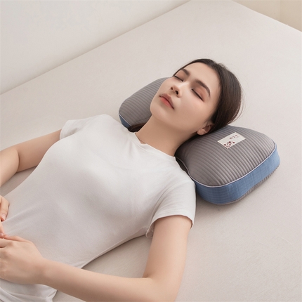 麦肯锡 2025新款呵护圆柱荞麦护颈枕 灰色