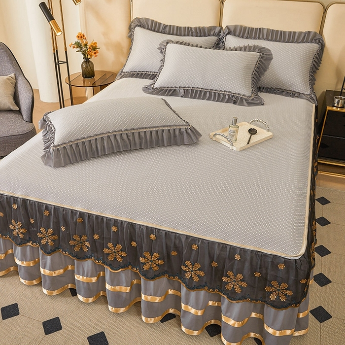 91家纺网 家纺一手货源 找家纺 情恒家纺   2025新款提花PE海洋丝可脱卸床裙席三件套 阡陌 星灰