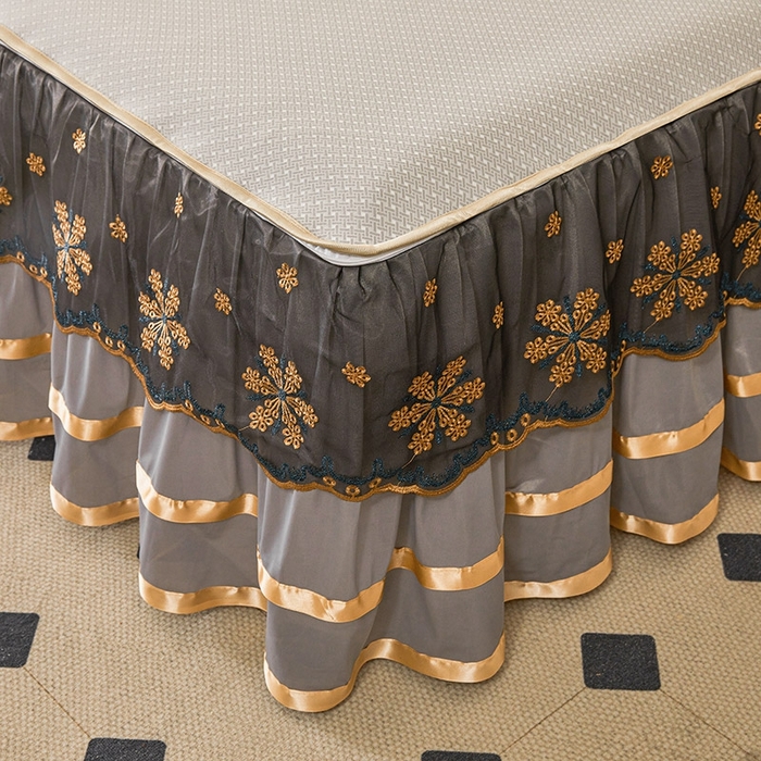 91家纺网 家纺一手货源 找家纺 情恒家纺   2025新款提花PE海洋丝可脱卸床裙席三件套 阡陌 星灰