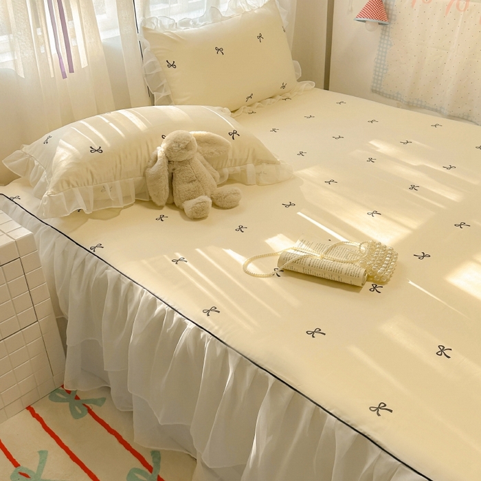 91家纺网 家纺一手货源 找家纺 （总）老K (原美阁）2025年新款双层雪纺床裙款冰丝空调软席三件套