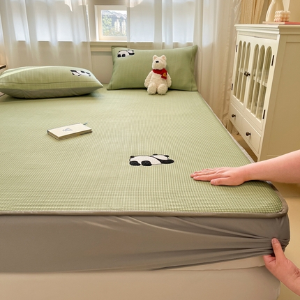 91家纺网 家纺一手货源 找家纺 （总）雅居纺家纺 2025新款A类加厚三明治底华夫格绣花凉感席