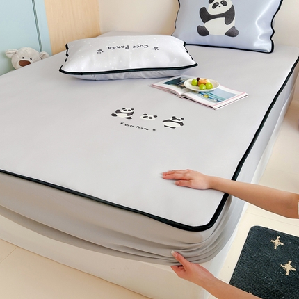 如一2025A类ins大版数码卡通印花冰丝凉感席 小熊猫-床笠-床笠