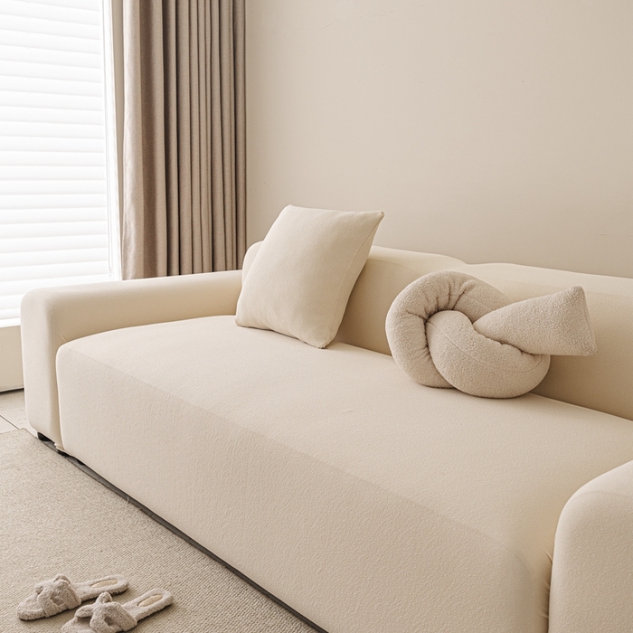 91家纺网 家纺一手货源 找家纺 沐沐家纺  2026新款素鸢沙发套 米白 抱枕套