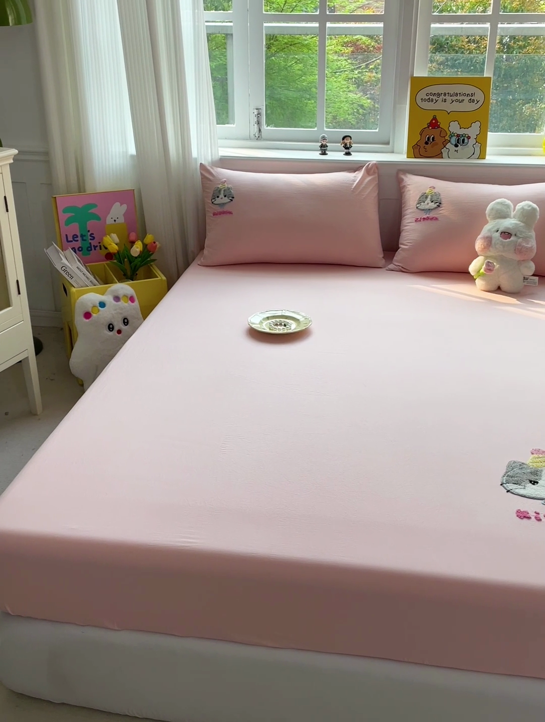 91家纺网 家纺一手货源 找家纺 海岛哥哥 2025春夏新款卡通毛巾绣床笠 个性猫咪