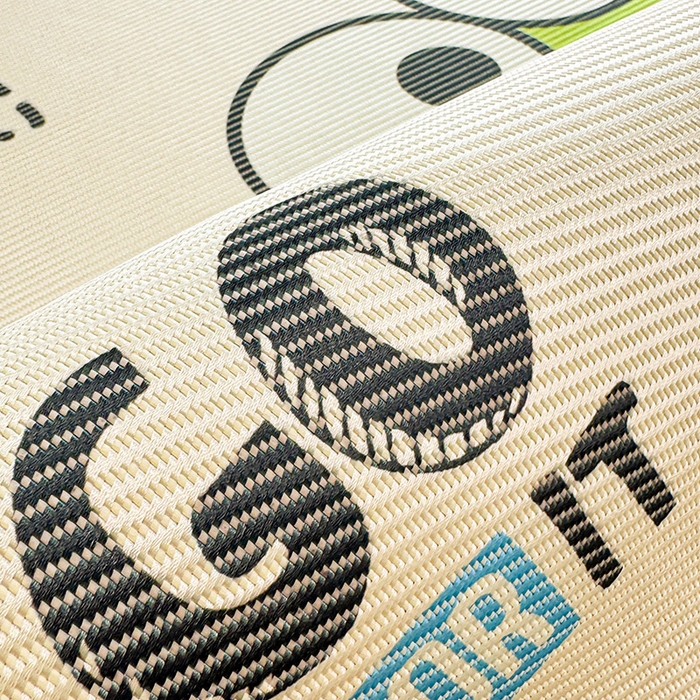 91家纺网 家纺一手货源 找家纺 蓝邻 2025春夏新款正版三丽鸥600D冰藤大版数码印花凉席-场景一 派队三眼蛙