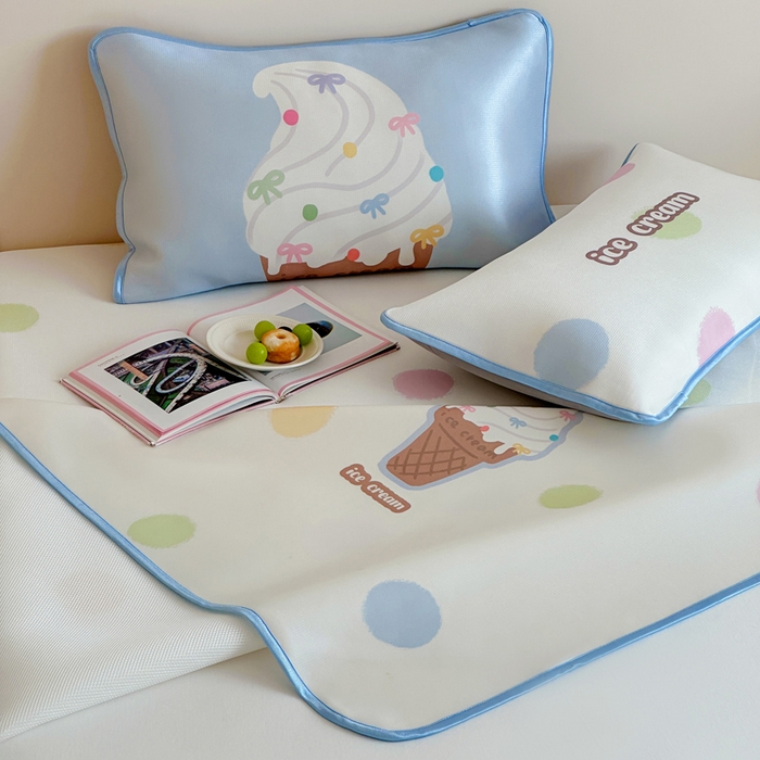 91家纺网 家纺一手货源 找家纺 如一2025A类ins大版数码卡通印花冰丝凉感席 冰淇淋-床笠-床笠