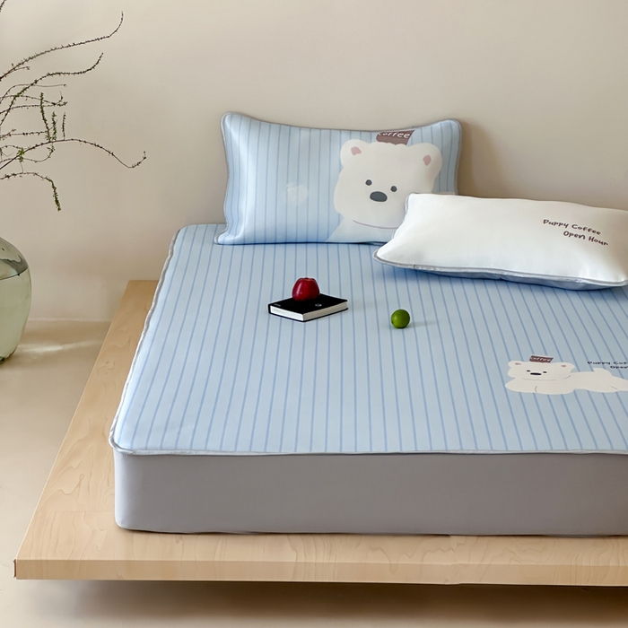 91家纺网 家纺一手货源 找家纺 如一2025A类ins大版数码卡通印花冰丝凉感席 咖啡狗-床笠-床笠