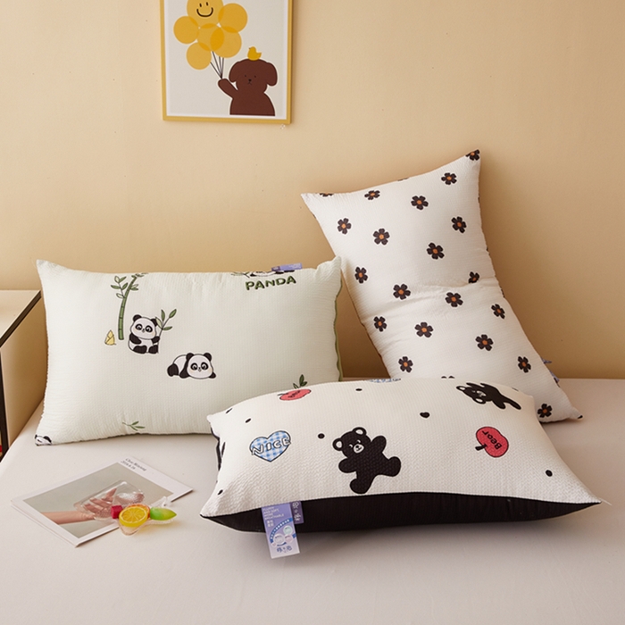 91家纺网 家纺一手货源 找家纺 （总）幸运草2025新款AB版棉泡泡可爱超柔舒适枕单人学生家用压不扁枕芯