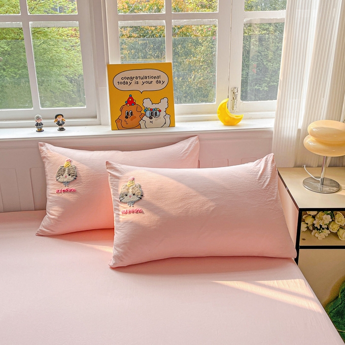 91家纺网 家纺一手货源 找家纺 海岛哥哥 2025春夏新款卡通毛巾绣床笠 个性猫咪