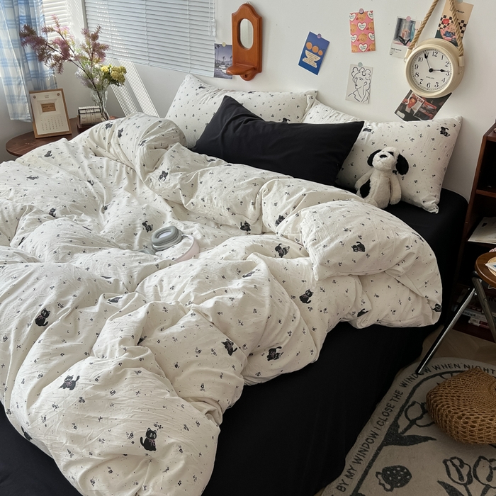 91家纺网 家纺一手货源 找家纺 罗亿家纺 罗亿家纺 2025新款软绵绵的双拼印花小清新云朵皱皱水洗棉四件套（含买家秀） 猫语日记