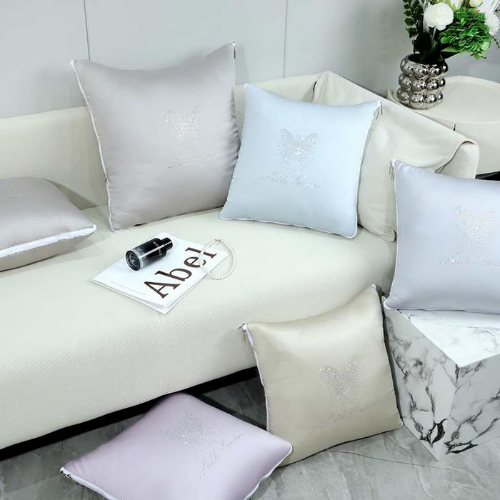 91家纺网 家纺一手货源 找家纺 2025新款天丝蝴蝶凉感抱枕被 组合图