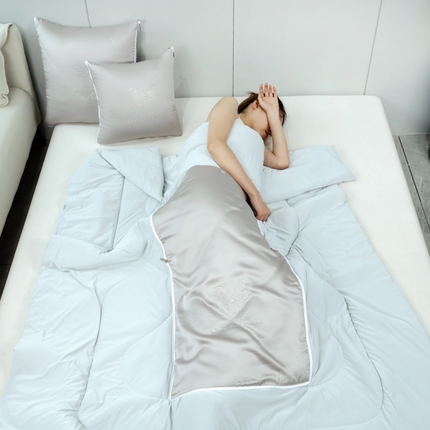 91家纺网 家纺一手货源 找家纺 （总）2025新款天丝蝴蝶凉感抱枕被