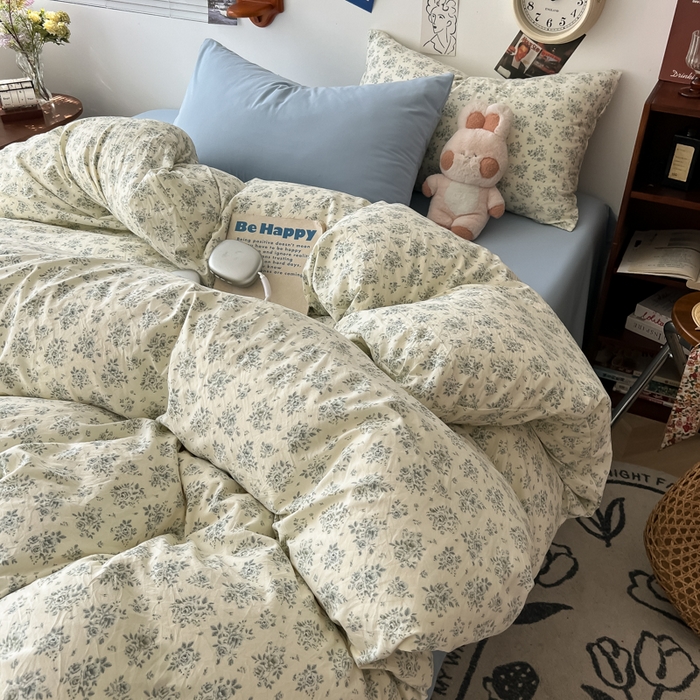 91家纺网 家纺一手货源 找家纺 罗亿家纺 罗亿家纺 2025新款软绵绵的双拼印花小清新云朵皱皱水洗棉四件套（含买家秀） 春日与玫瑰