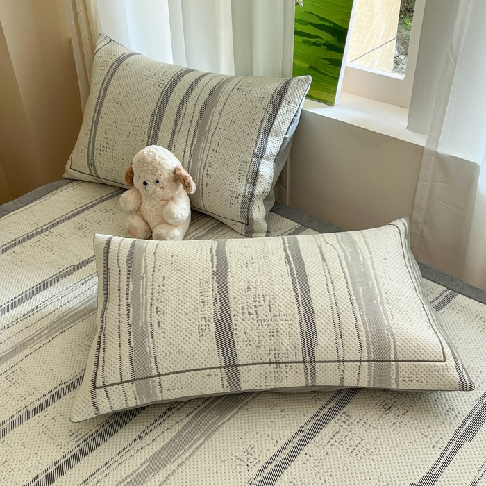 91家纺网 家纺一手货源 找家纺 雅居纺家纺 2025新款A类加厚三明治底简约提花凉感席系列-床席款 条纹-灰