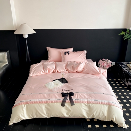 91家纺网 家纺一手货源 找家纺 （总）东方合美（原：皇家传奇） 2025新款纯棉绣花四件套轻奢居家款