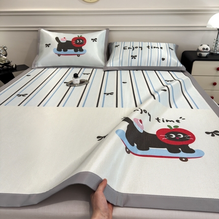 倾慕  2025新款数码大版时尚卡通风冰藤席 欢乐小猫