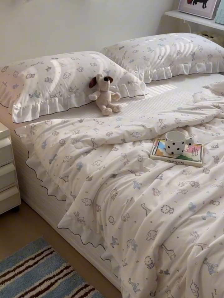 91家纺网 家纺一手货源 找家纺 九花鹿 2025新款凉感提花夏被 动物乐园