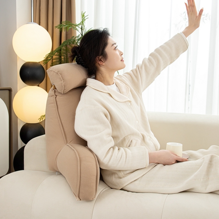 91家纺网 家纺一手货源 找家纺 沐沐家纺  2026新款平板拉毛护腰靠背 杏色