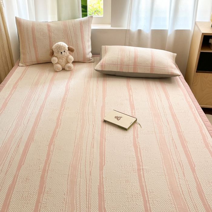 91家纺网 家纺一手货源 找家纺 雅居纺家纺 2025新款A类加厚三明治底简约提花凉感席系列-床席款 条纹-粉