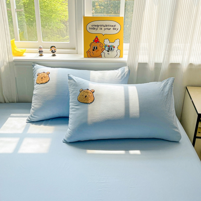 91家纺网 家纺一手货源 找家纺 海岛哥哥 2025春夏新款卡通毛巾绣床笠 幸运卡皮-蓝