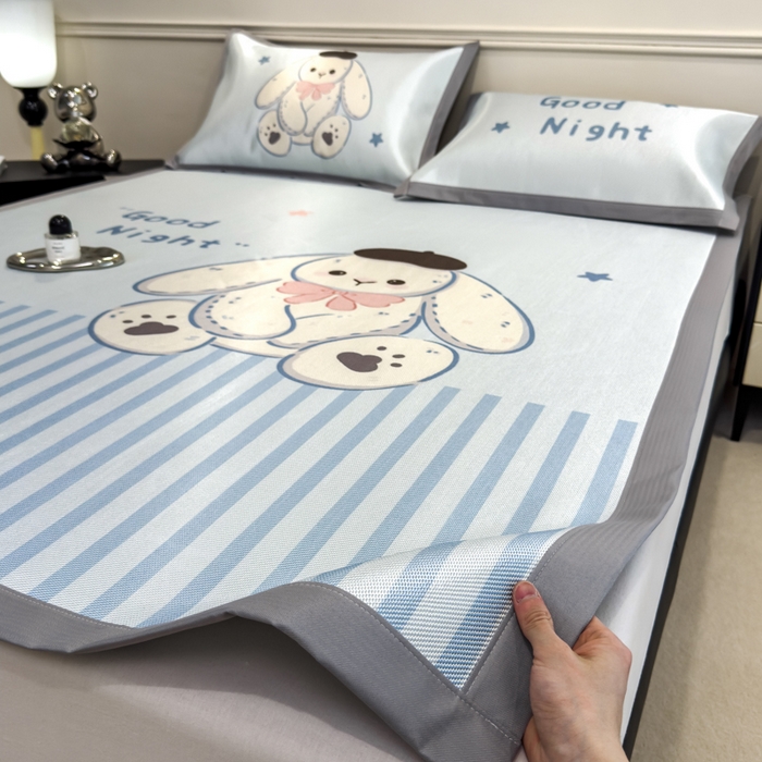 91家纺网 家纺一手货源 找家纺 倾慕  2025新款数码大版时尚卡通风冰藤席 大耳兔