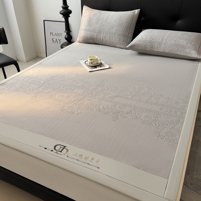 91家纺网 家纺一手货源 找家纺 怡源梦家纺2025新款冰豆豆凉席三件套-巴黎世家系列 巴黎世家 香槟色