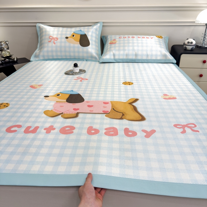 91家纺网 家纺一手货源 找家纺 倾慕  2025新款数码大版时尚卡通风冰藤席 BABY狗